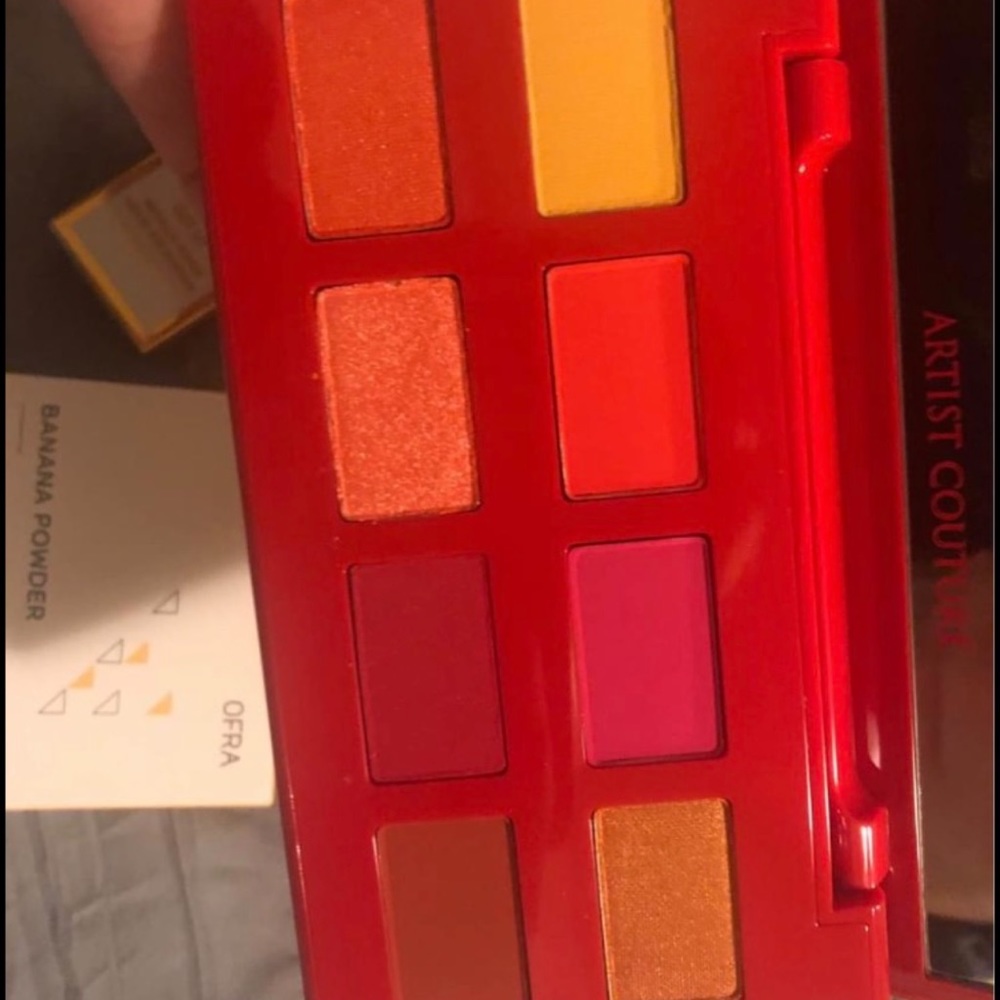 Eyeshadow palette